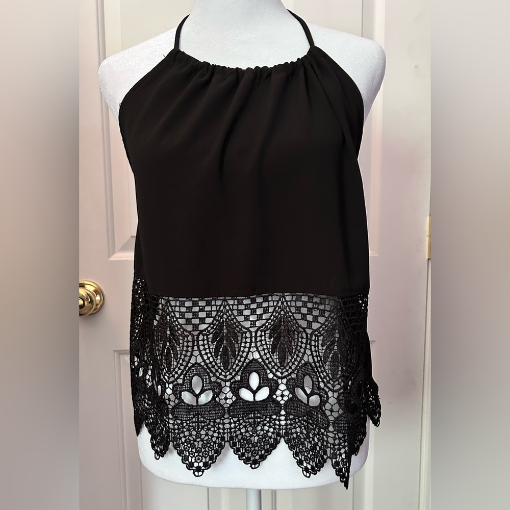 Sleeveless Top with a Halter Neckline and Lace by Black Peppermint Size Small